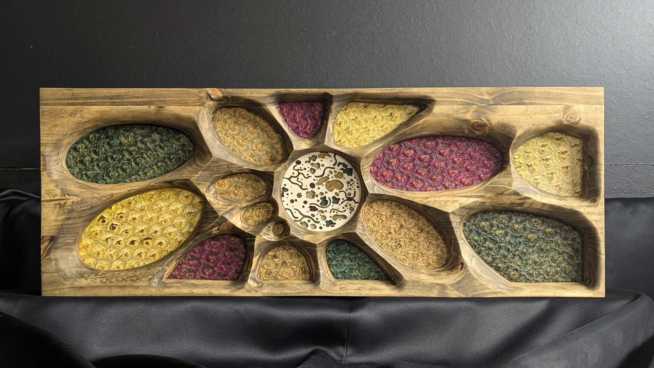 You, création originale en peau d’ananas, artisanale et écoresponsable – Moonkey Creations